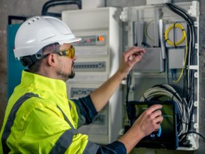 Vermittlung von Elektrotechniker